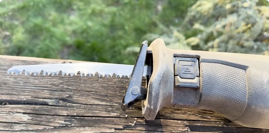 Close-up of the pruning blade and shoe on a Ryobi reciprocating saw